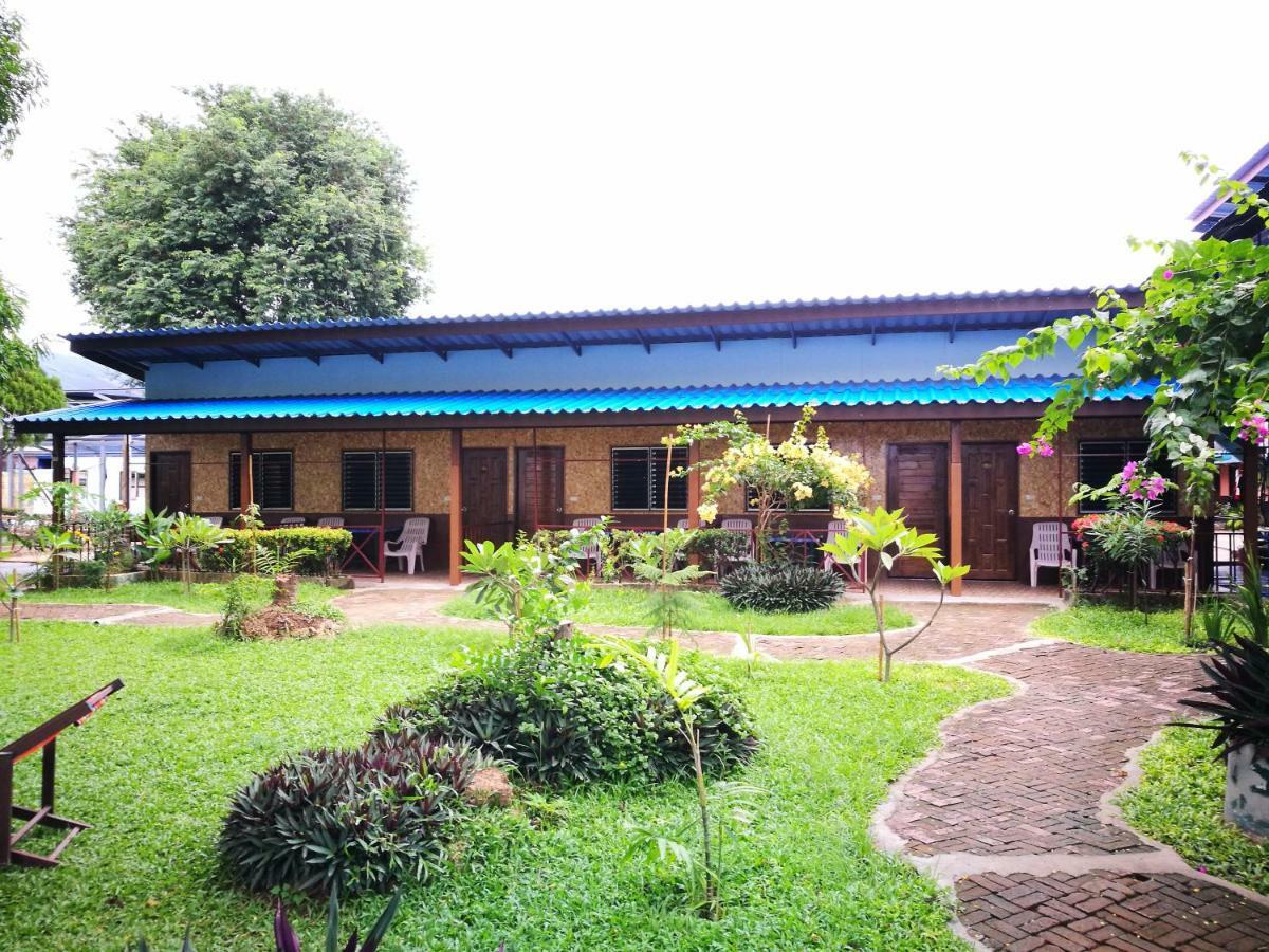 Apartamento Smiley Frog Kanchanaburi Exterior foto
