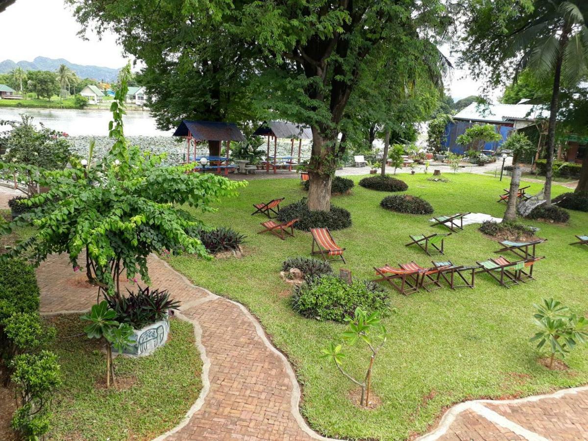 Apartamento Smiley Frog Kanchanaburi Exterior foto