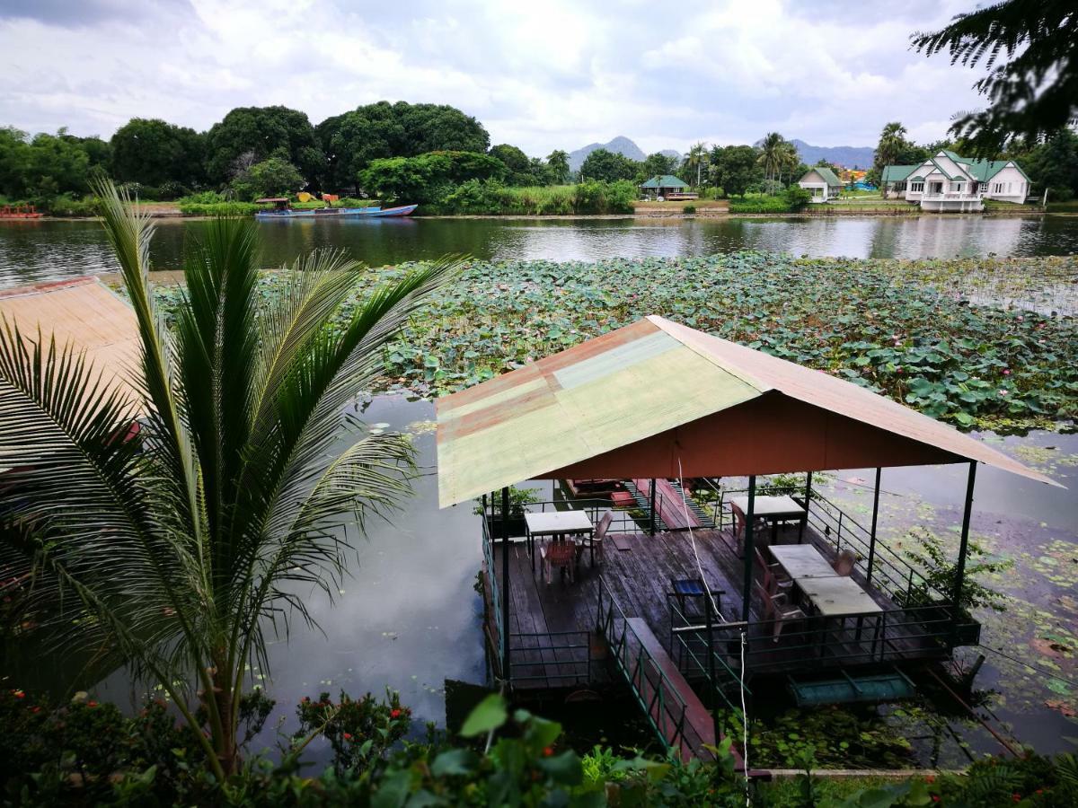 Apartamento Smiley Frog Kanchanaburi Exterior foto
